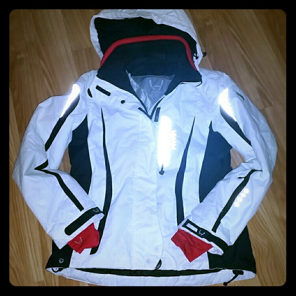 HYRA ski coat.  Beautiful and warm! Ladies XS